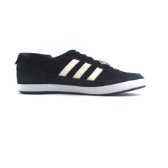 ADIDAS .