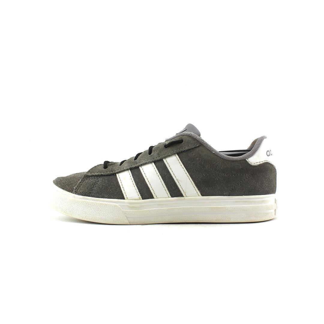 ADIDAS .