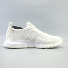 ADIDAS SWIFT RUN