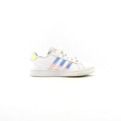 ADIDAS .