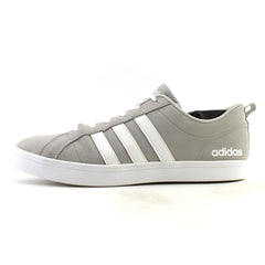 ADIDAS  VS PACE LOW
