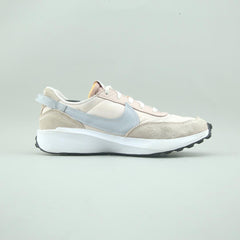 NIKE WAFFLE DEBUT