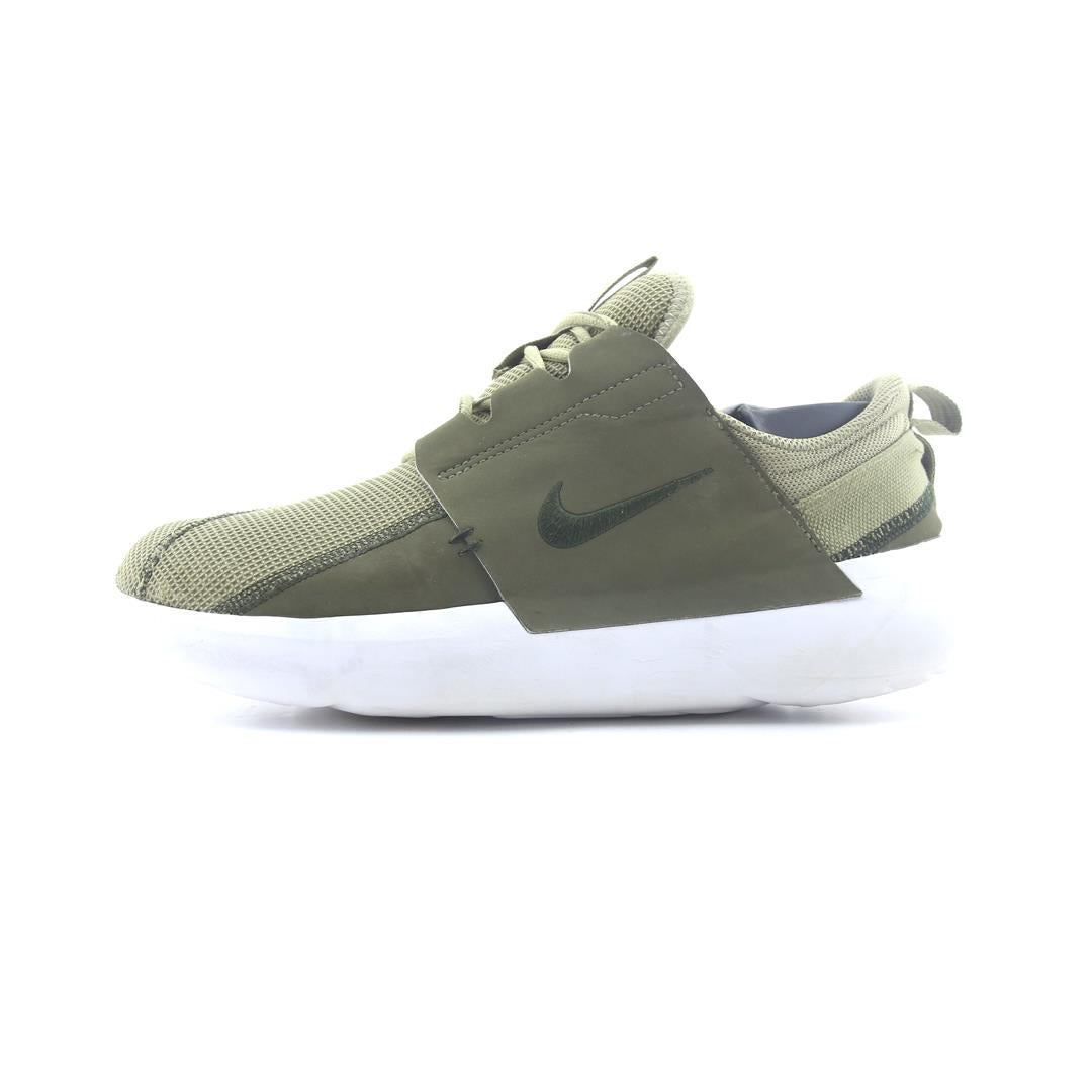 NIKE  E-SERIES AD