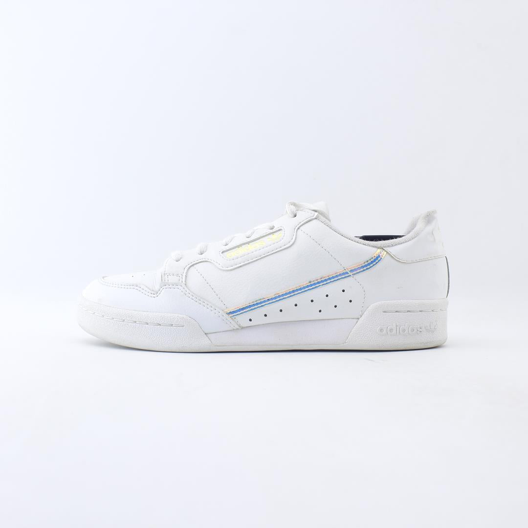 ADIDAS .