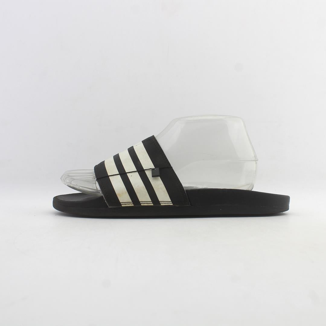 ADIDAS .
