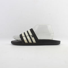 ADIDAS .