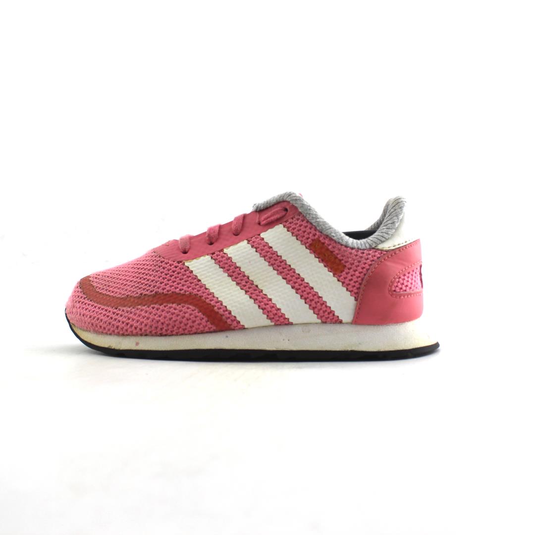 ADIDAS .