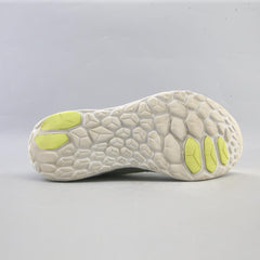 NEW BALANCE  FRESH FOAM BEACON V3