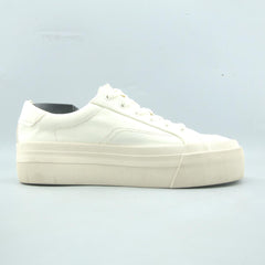 ZARA. .