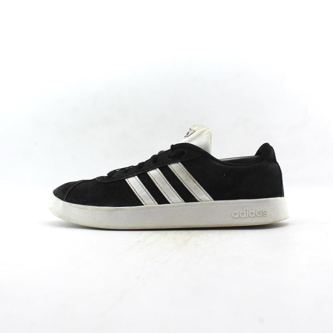 ADIDAS .
