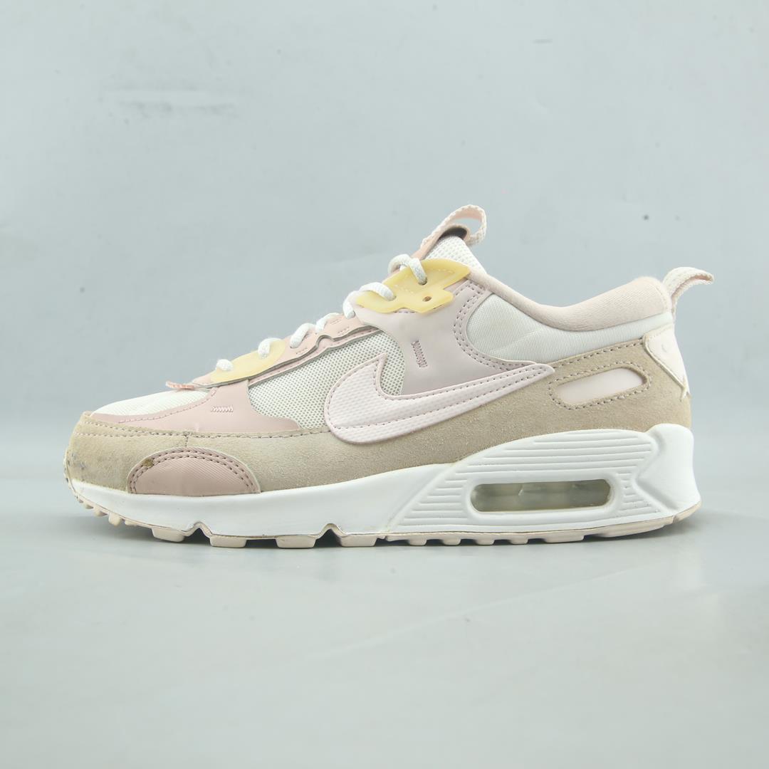 NIKE  AIR MAX 90 FUTURA