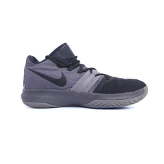 NIKE  KYRIE FLYTRAP