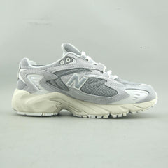NEW BALANCE 725