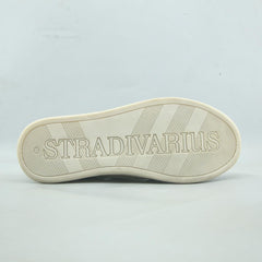 STRADIVARIUS .