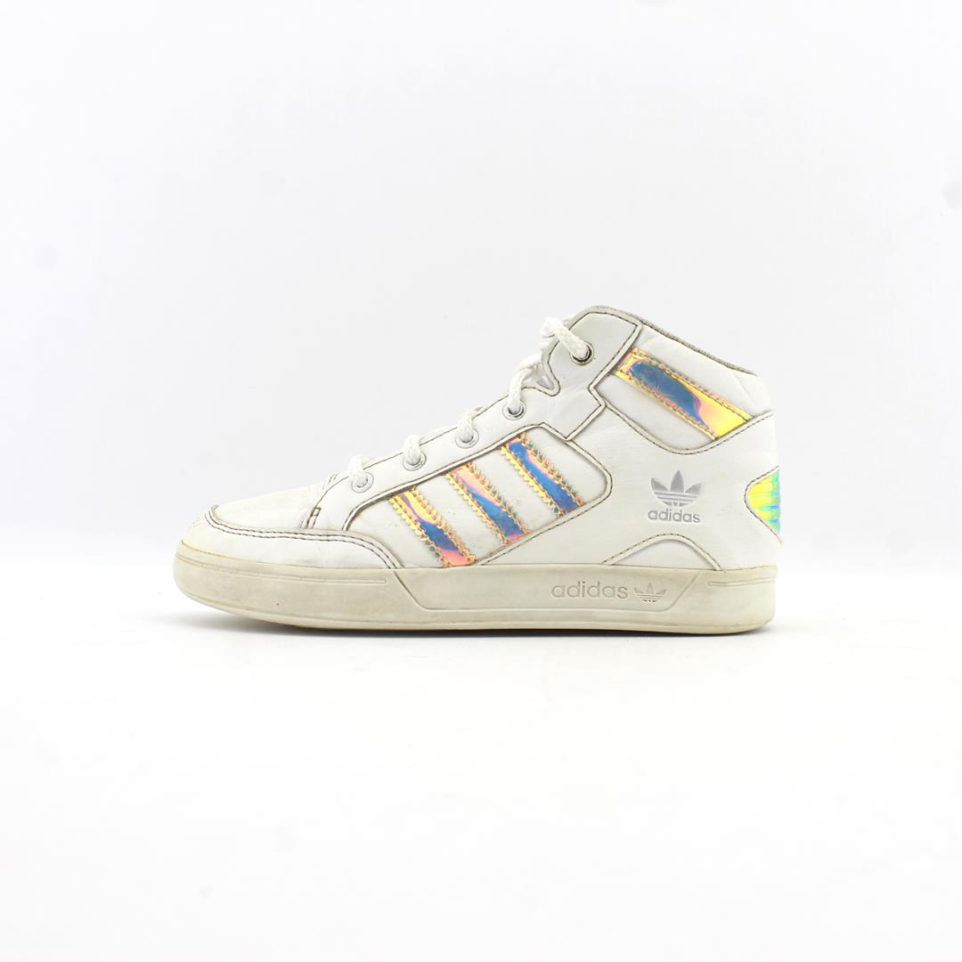 ADIDAS .