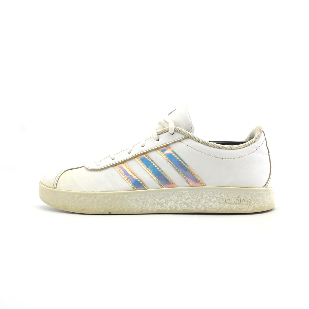ADIDAS .