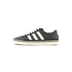 ADIDAS .