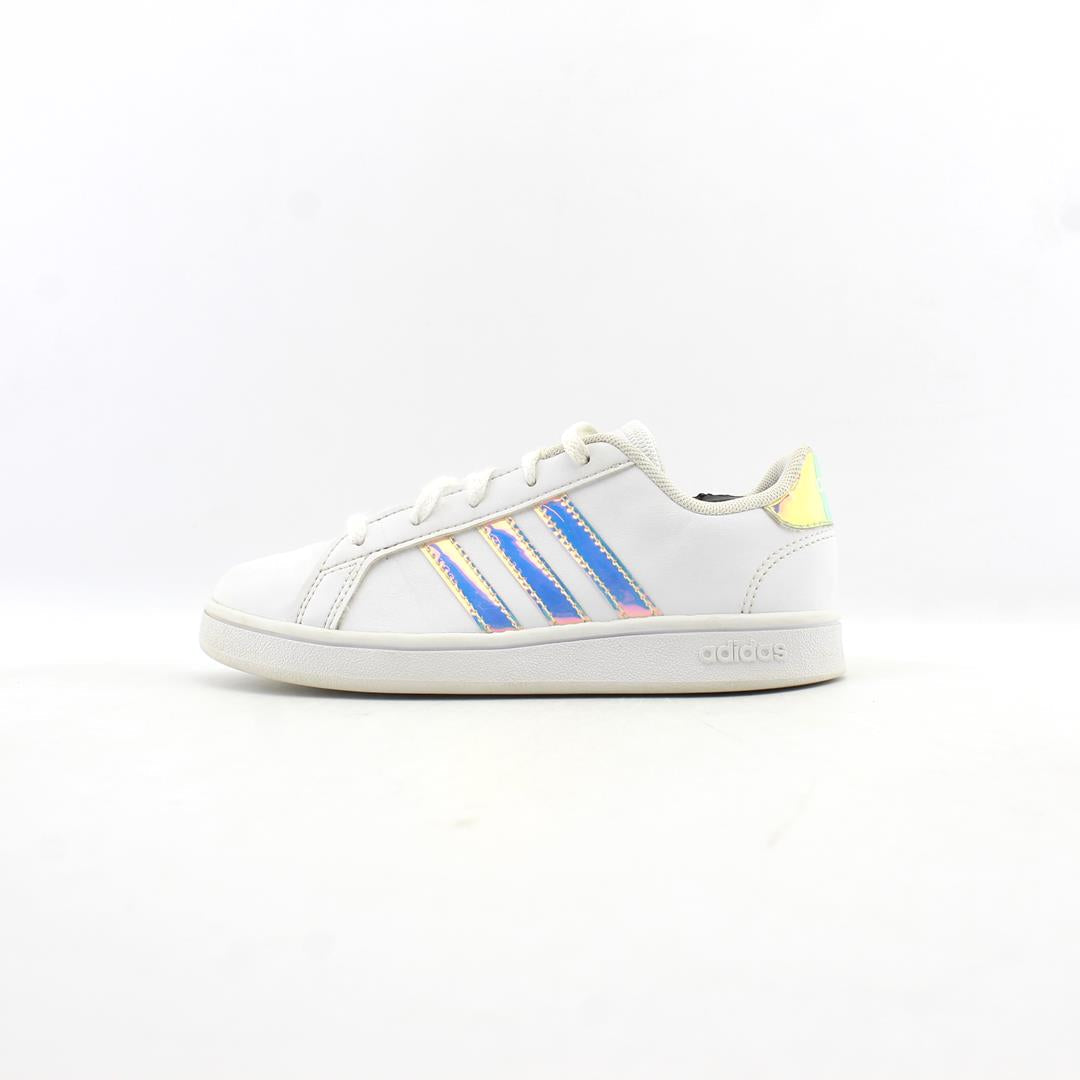 ADIDAS .