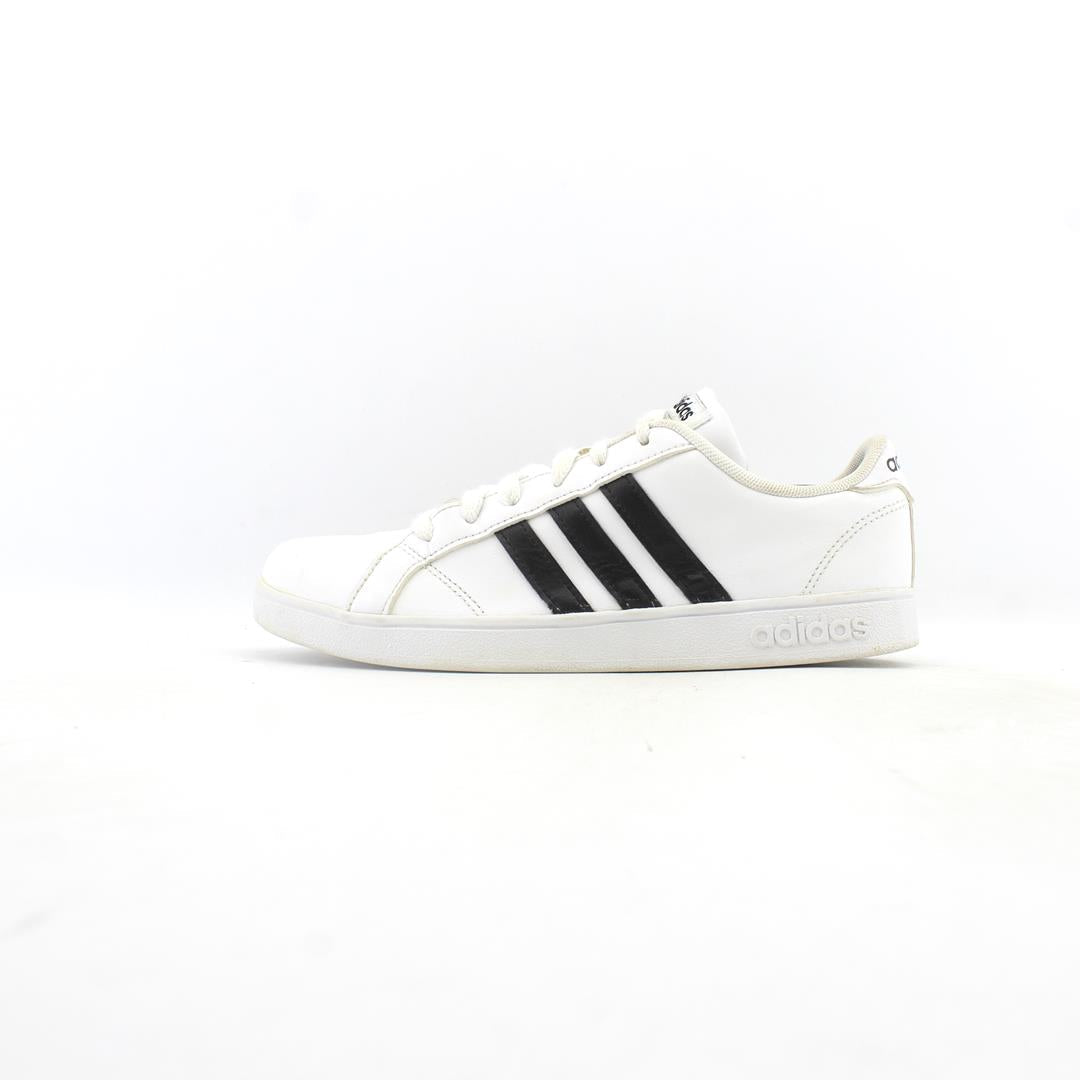 ADIDAS .