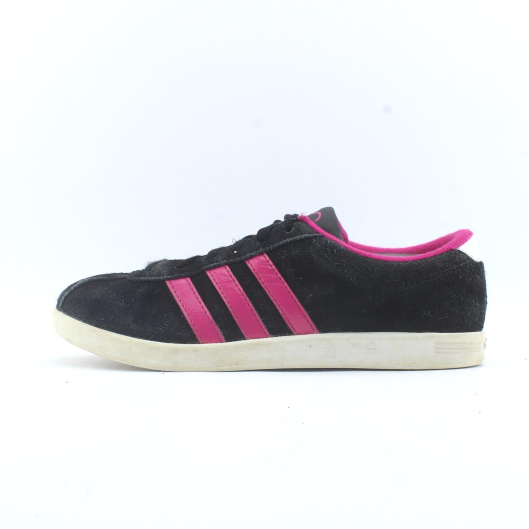 ADIDAS .