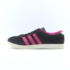 ADIDAS .