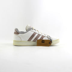 ADIDAS .