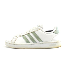 ADIDAS .