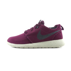 NIKE ROSHE ONE
