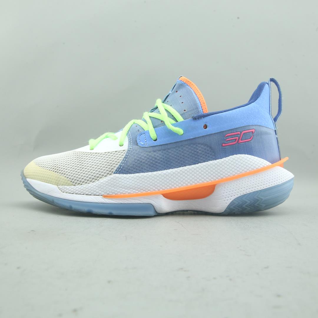 UNDER ARMOUR  CURRY 7
