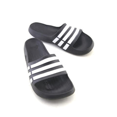 ADIDAS .
