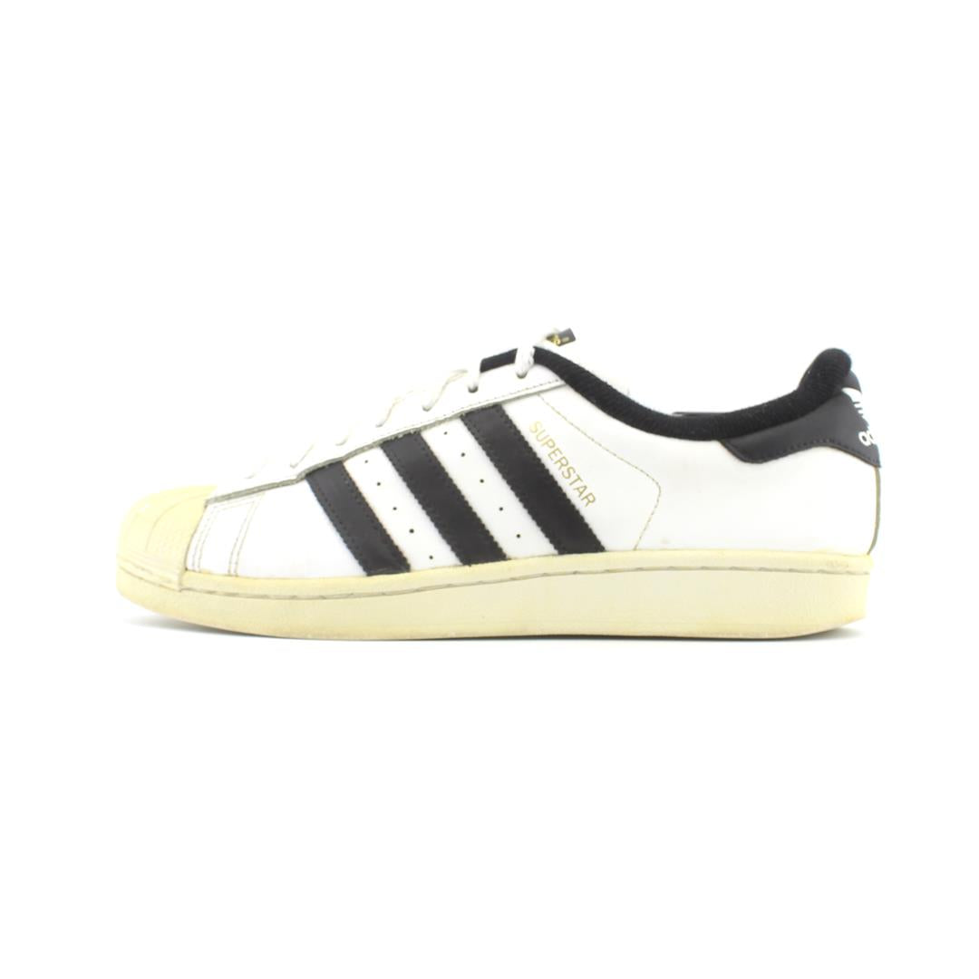 ADIDAS .