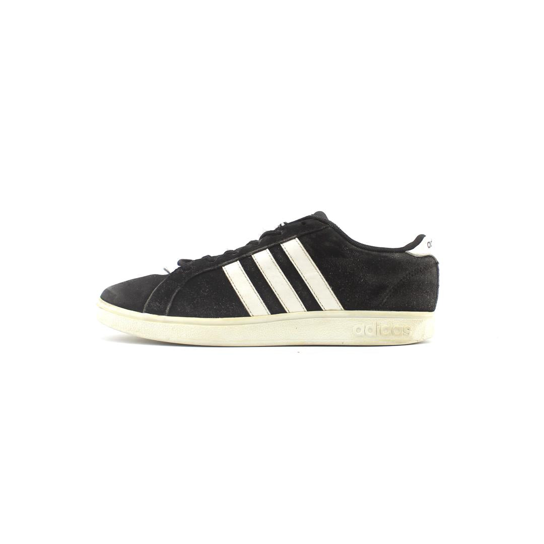 ADIDAS .