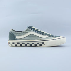 VANS AUTHENTIC