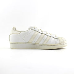 ADIDAS .