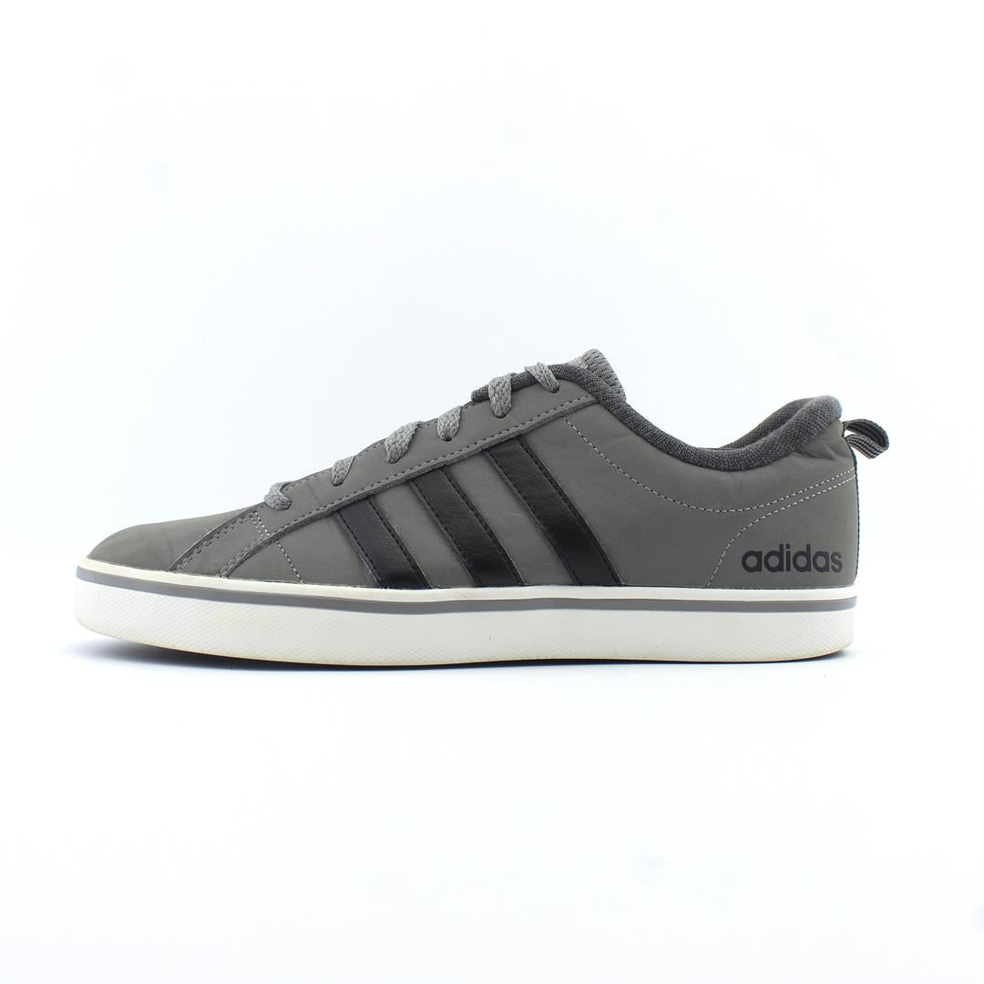 ADIDAS .
