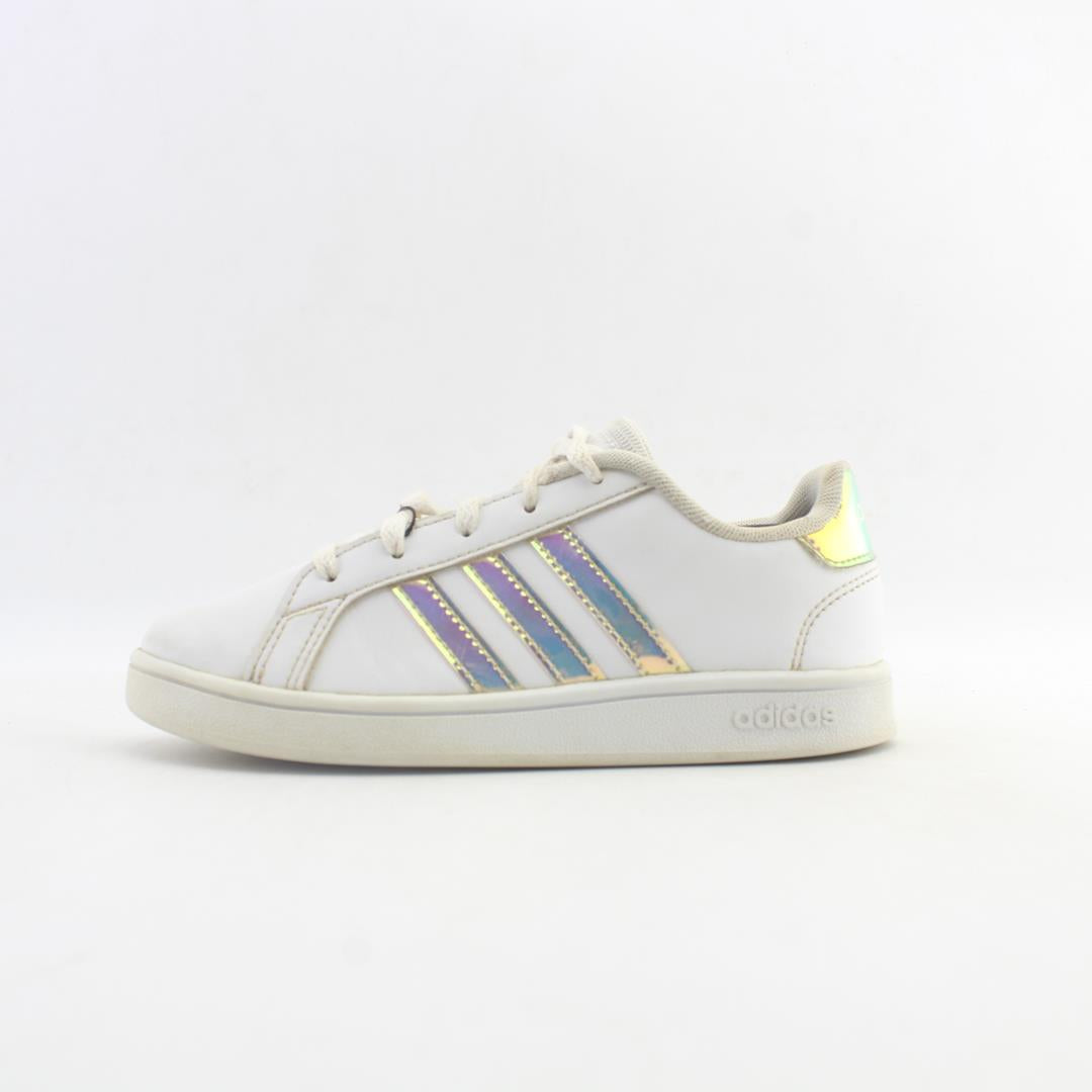 ADIDAS .