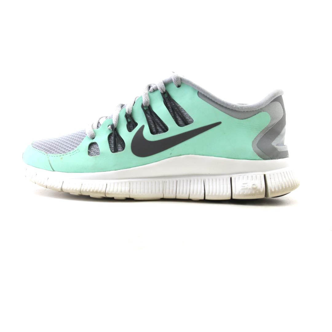 NIKE FREE 5.0