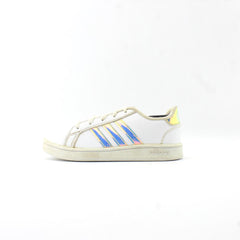 ADIDAS .