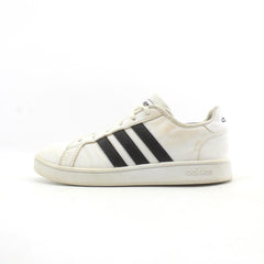 ADIDAS .